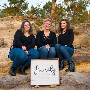 Meet your Posher, Dana